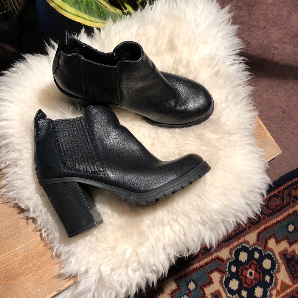 Same & Libby combat boots!